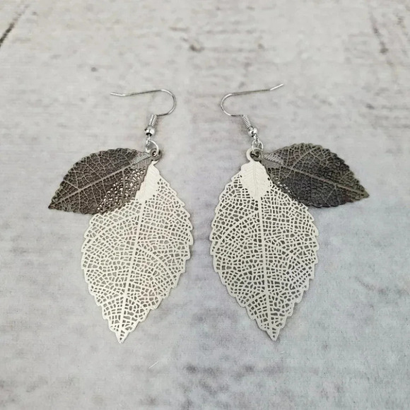 Black and Silver Skeleton Leaf two layer Dangle Earrings - Picture 7 of 8